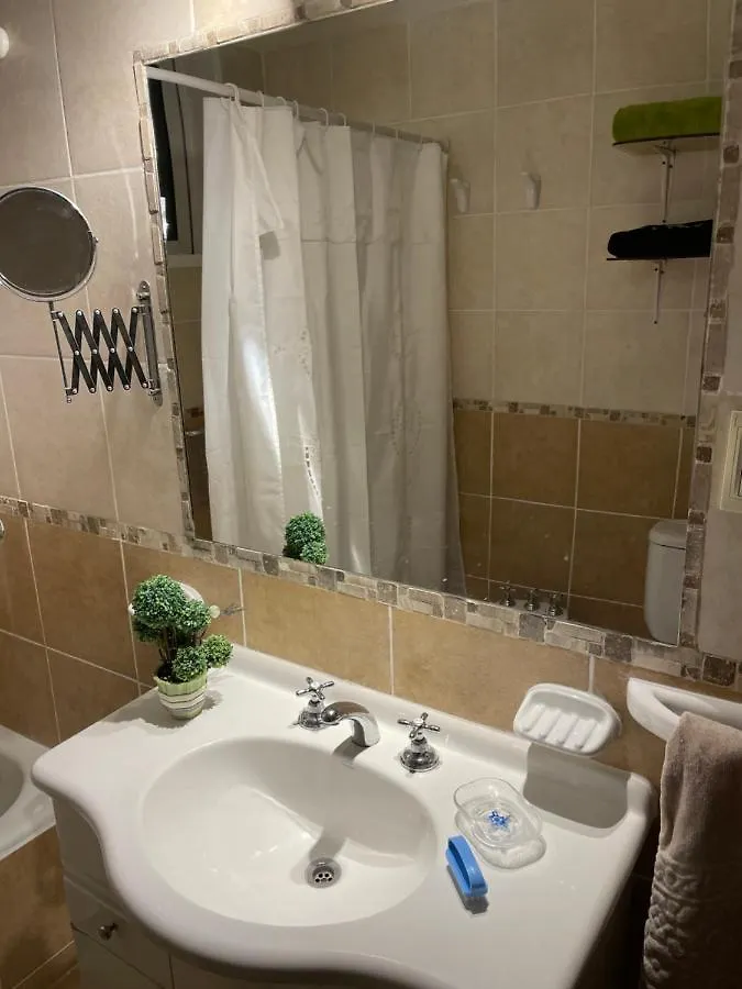 Departamento A Metros De Peatonal Apartment Mendoza Argentina